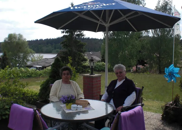 Altglobsow/ Cafe Seeblick *